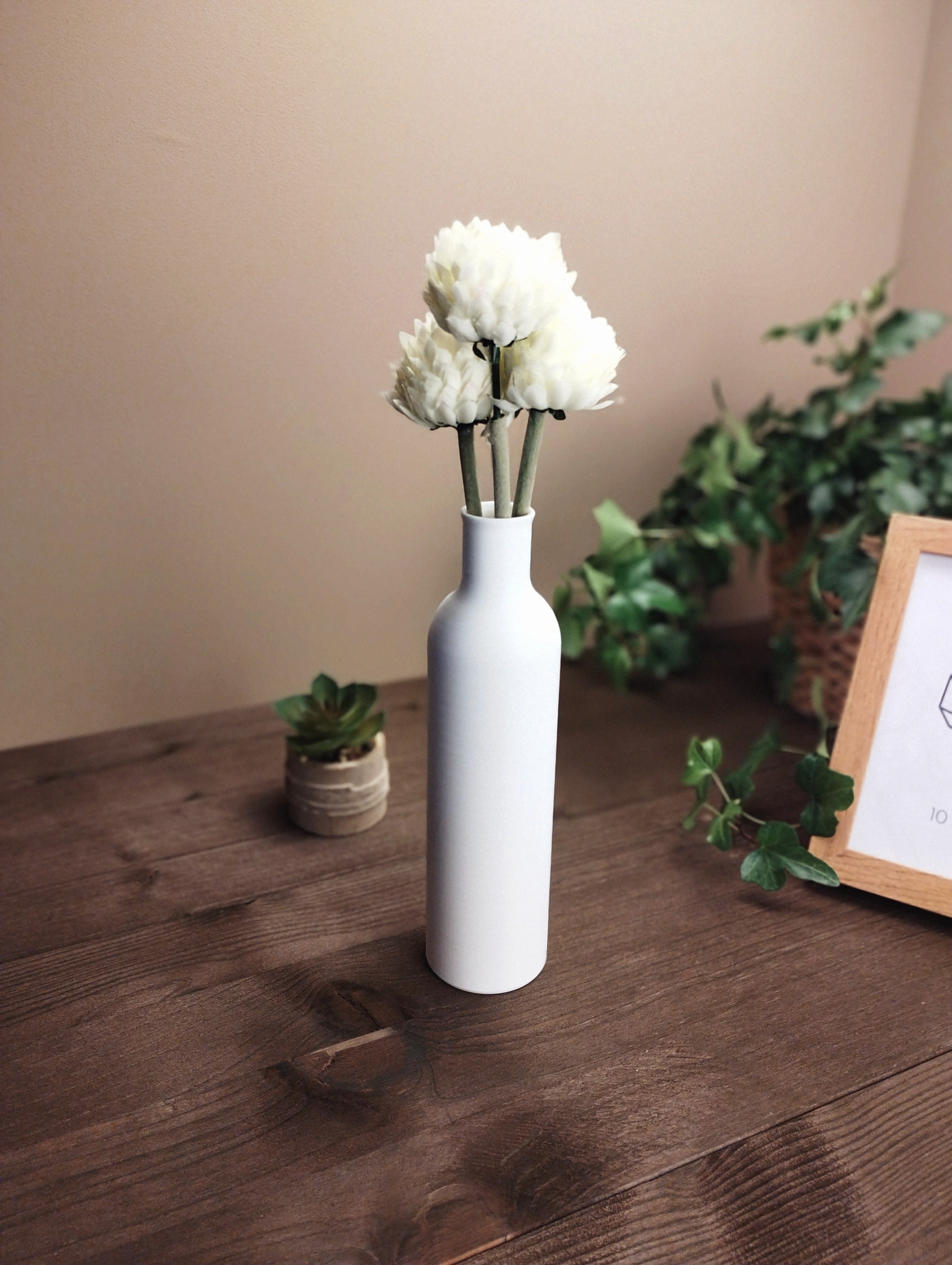 "Bottle Neck" Design Tube Vase