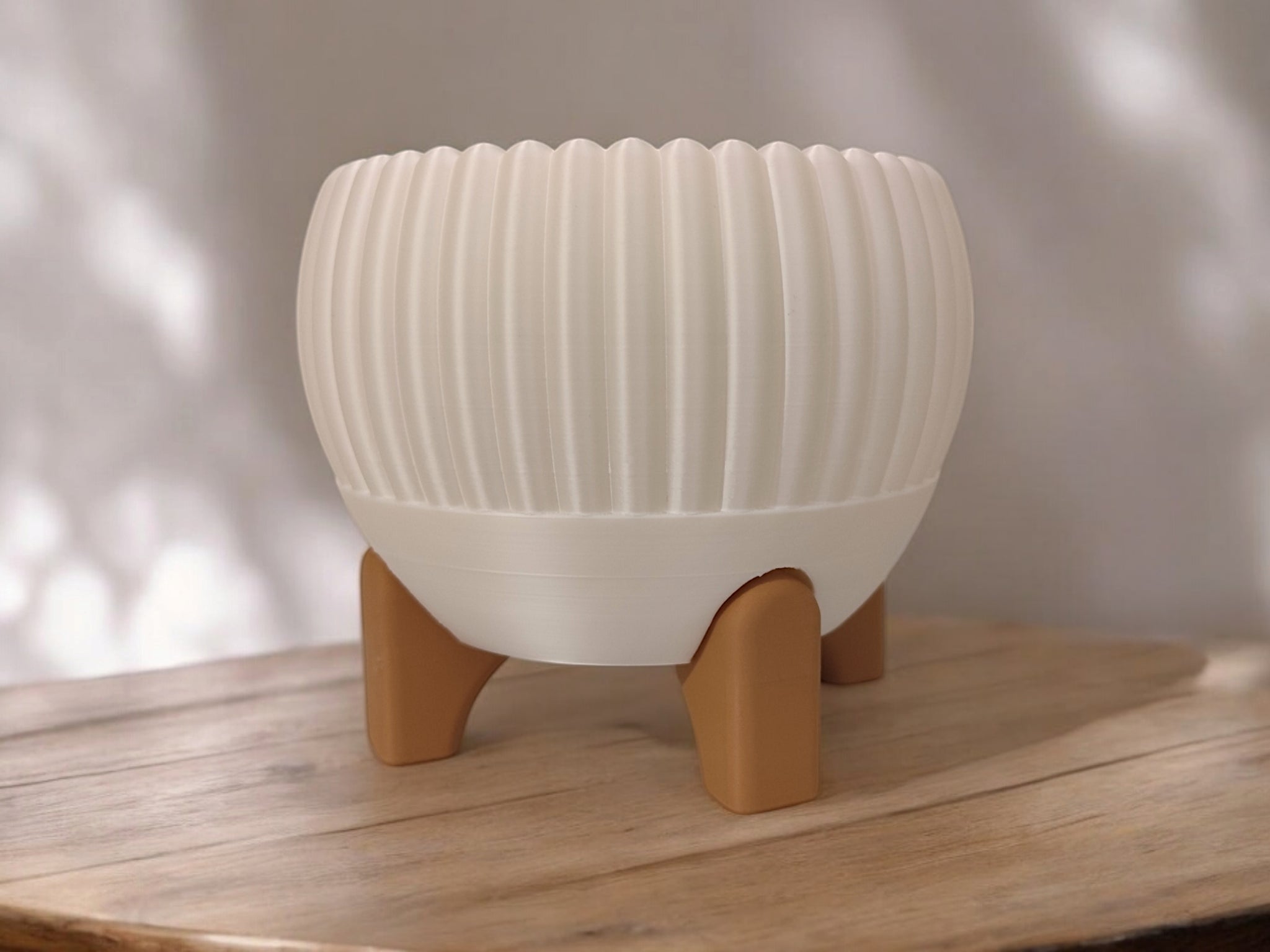 "Luma" Planter