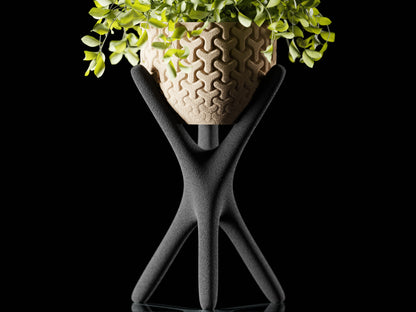 Triova Planter